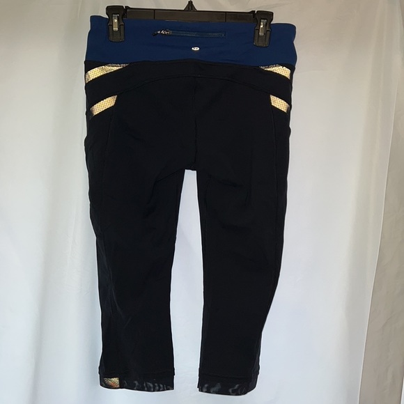 Lululemon crop track leggings pants size 8 - Picture 6 of 9